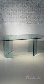 Tavolo Corner di Fiam Italia Cattelan