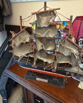 Barca a vela antica x amatori a modellino