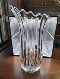 VASO IN CRISTALLO MOLATO