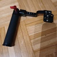 Impugnatura laterale regolabile videomaker foto