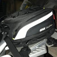 Borsa sella / portapacchi givi 11L