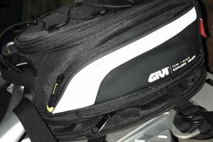 Borsa sella / portapacchi givi 11L