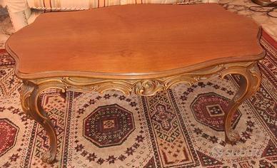 Tavolino basso d'epoca in stile Luigi XV