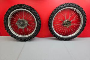 CERCHI CERCHIO YAMAHA YZ 250 1996 1997 YZ250 1998