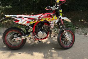 SWM 125 4t