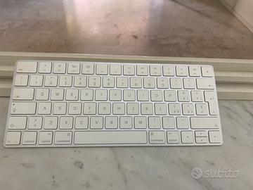 TASTIERA WIRELESS APPLE FUNZIONANTE