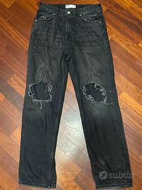 Pantalone Denim Bershka strappato