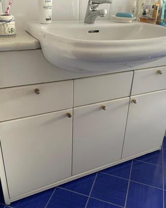MOBILE BAGNO CON LAVABO DA SEMINCASSO