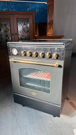 Stufa a gas con forno