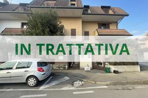 VILLA A SCHIERA A LISSONE