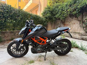 KTM 390 Duke 2023