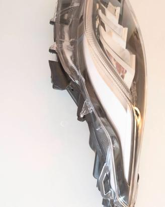 Faro Anteriore Sinistro LED Toyota Yaris Originale
