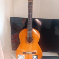 chitarra Yamaha c40