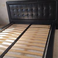 Letto matrimoniale in vera pelle