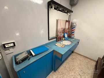 Mobile - specchiera - lavabo parrucchiere