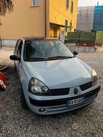 Renault Clio II 1.2