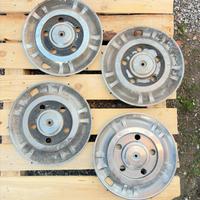 Citroen SM. Borchie cerchi originali