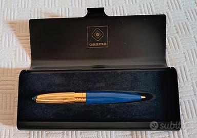Osama penna a sfera blu e oro con custodia e