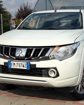 Mitsubishi L200 2.4 DI-D/181CV Club Cab Intense Hp