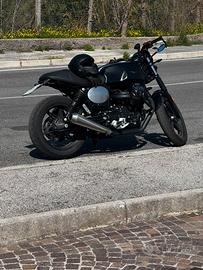 Moto Guzzi V7 Stone