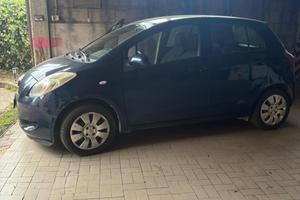 toyota yaris 1000 