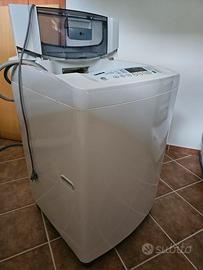 Lavasciuga Lg carica dall'alto 12 kg