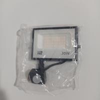 Faretto led 30 W  con sensore di movimento 