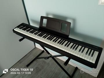pianoforte digitale Roland FP10