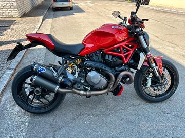 Ducati Monster 2018 anno 2018