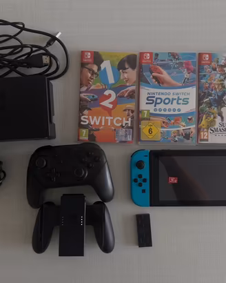 Nintendo Switch V2 + 3 Giochi + Pro Controller
