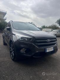 Ford Kuga ST-LINE