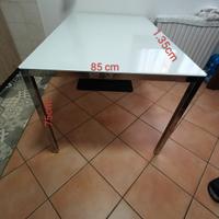 tavolo vetro ikea