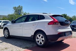 Volvo V40 Cross Country 1.6 Diesel - Neopatentati