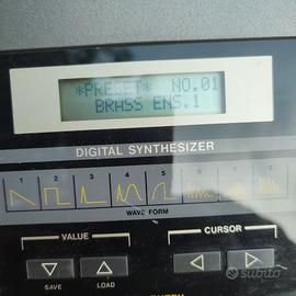 sintetizzatore CASIO CZ 1000