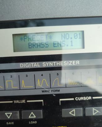 sintetizzatore CASIO CZ 1000