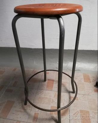sgabello stile industriale 