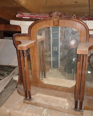 Specchio antico