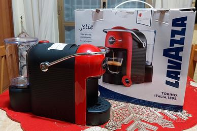 Macchina d caffe Lavazza + 50 capsule Borbone