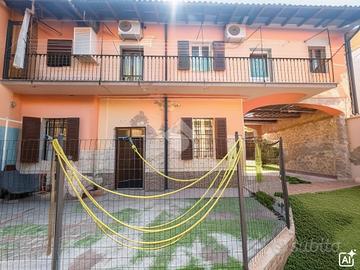 CASA SEMINDIPENDENTE A NICORVO