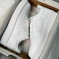 NIKE Air Force One 38