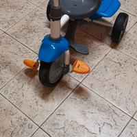 triciclo per bambini Fisher Price