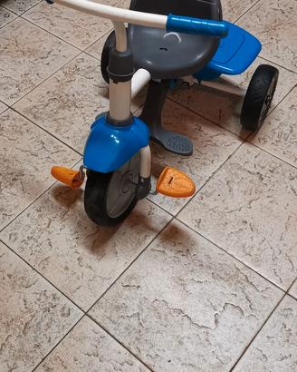 triciclo per bambini Fisher Price
