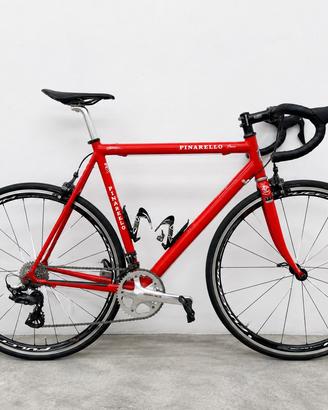 Bici da corsa Pinarello Paris restomod