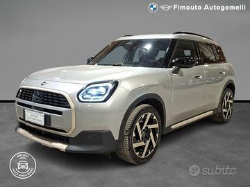 MINI Mini D Favoured Countryman Pacchetto M + Te