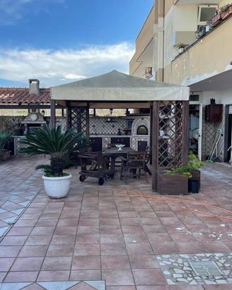 Appartamento di 245 m² con più di 5 locali a Pozzu