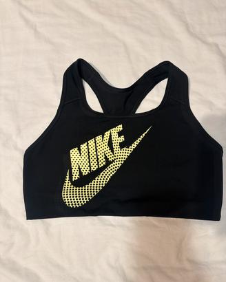 Nike bustiera
