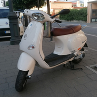 Vespa et4 150cc iscritta FMI