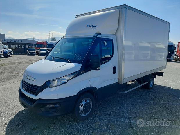 Iveco 35c16 cc 3.0 box