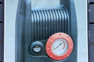 Compressore Portatile 12 Volt.