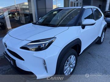 Toyota yaris cross 1.5h active fwd 115cv e-cvt